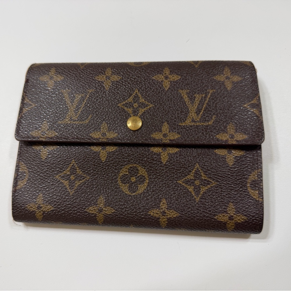 Louis Vuitton Brown Monogram Clutch